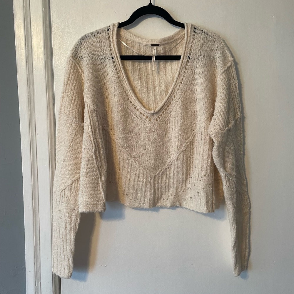 Lightweight sweater